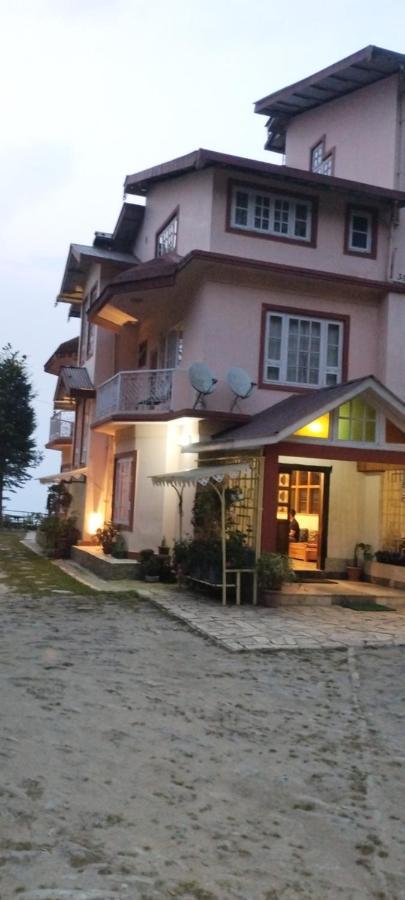Ifseen Villa ペリング エクステリア 写真