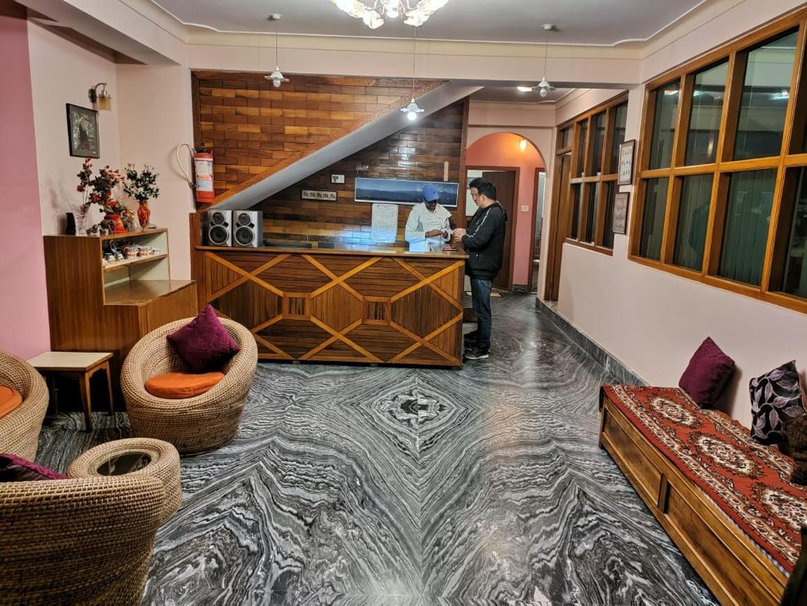 Ifseen Villa ペリング エクステリア 写真