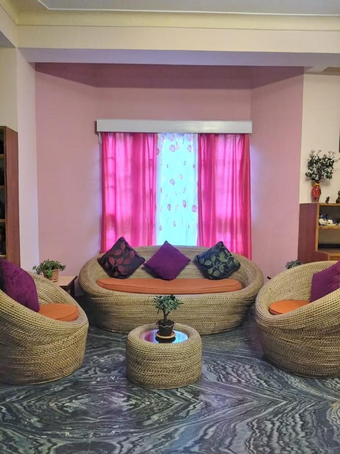 Ifseen Villa ペリング エクステリア 写真