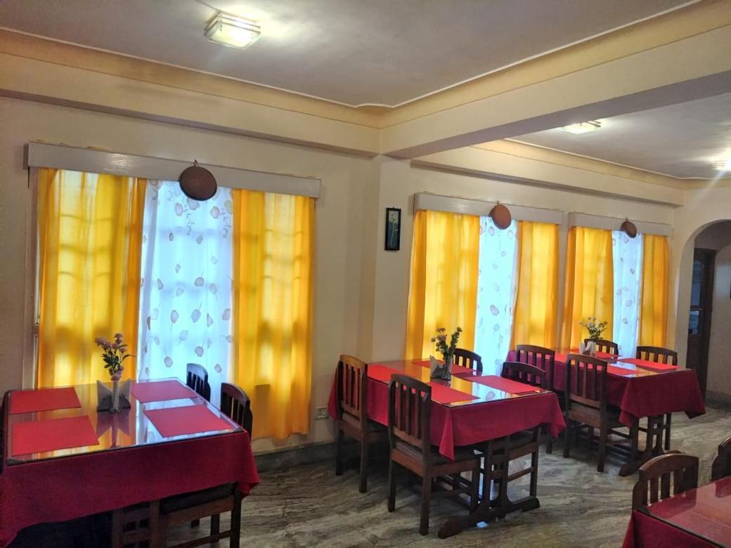 Ifseen Villa ペリング エクステリア 写真