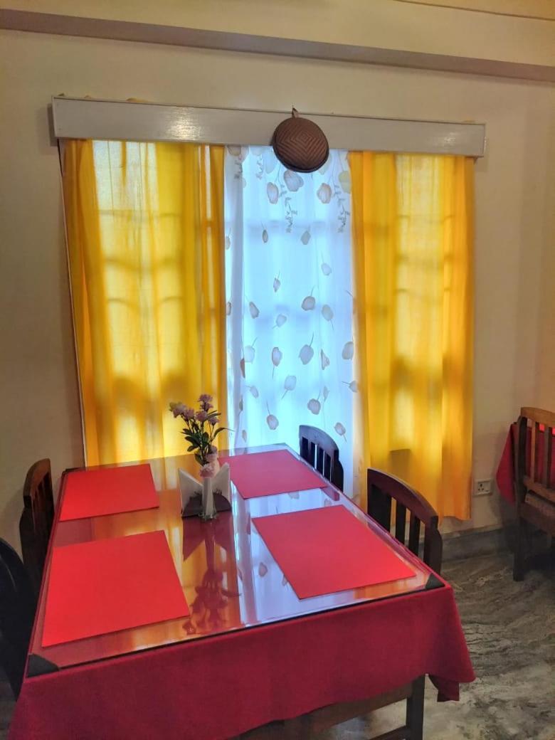 Ifseen Villa ペリング エクステリア 写真